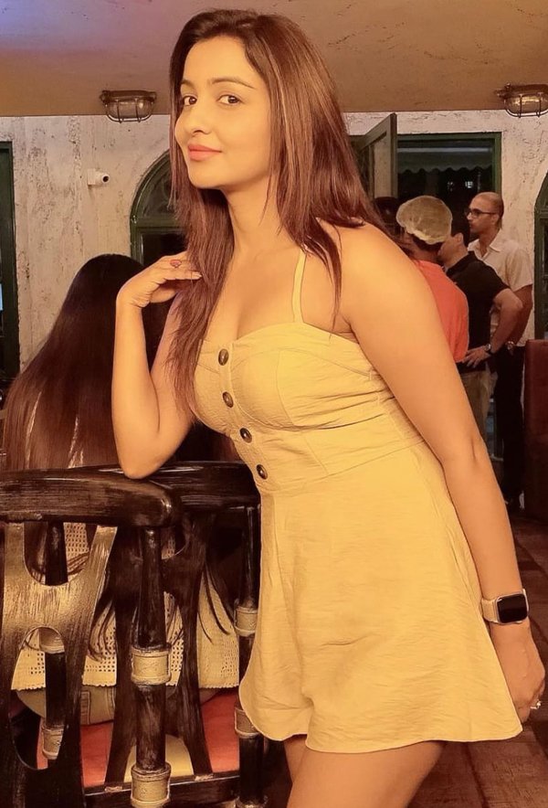 Sexy Viman Nagar Escorts